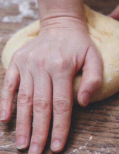 picture of Cinnamon buns
 Breads