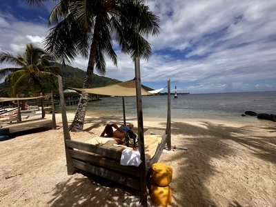 picture of Cooks Bay Hotel
 FPoly2025