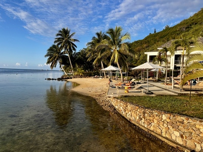 picture of Cooks Bay Hotel
 FPoly2025