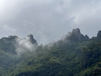 picture of Moorea Cooks Bay
 FPoly2025