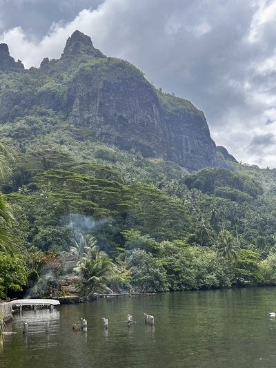 picture of Moorea Cooks Bay
 FPoly2025