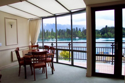 picture of Queenstown
 NewZealand