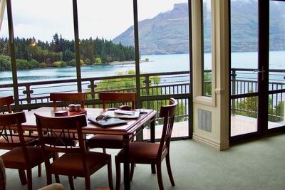 picture of Queenstown
 NewZealand