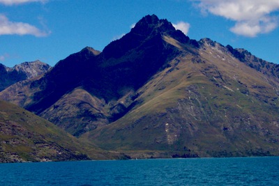 picture of Queenstown
 NewZealand