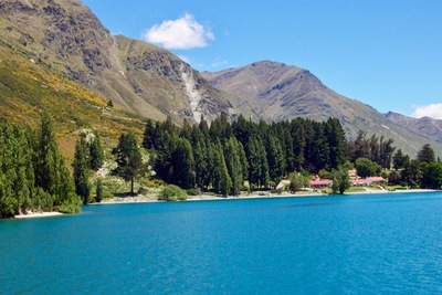 picture of Queenstown
 NewZealand