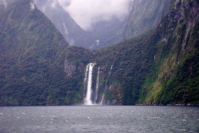 picture of Milford Sound
 NewZealand