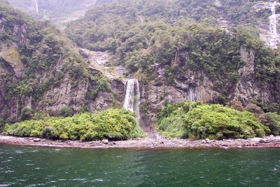 picture of Milford Sound
 NewZealand