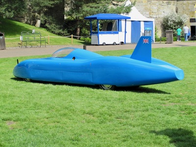 picture of Warwick Castle 2010
 UK