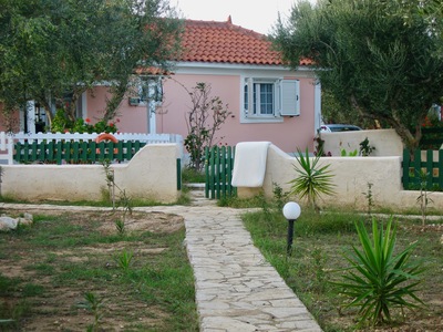picture of Simpsons villa 2007
 Zakynthos