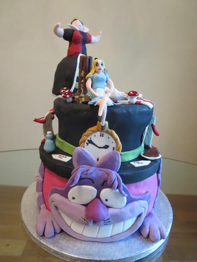 picture of Alice in wonderland
 cakes