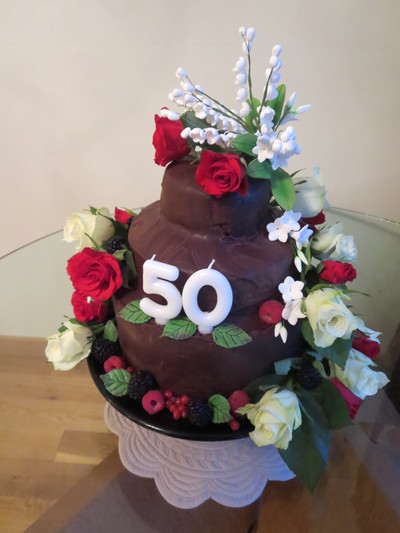 picture of Janes 50th Birthday Cake
 cakes