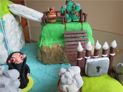 picture of Skylanders
 cakes