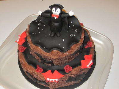 picture of Vampire Cake
 cakes